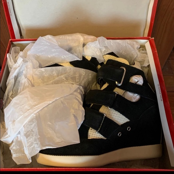 GUESS Wedge Sneaker 8 - Picture 1 of 3